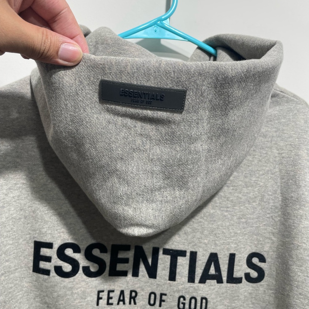 Fear of God Essentials Hoodie in Grey with Black Logo sizeM - Picture 7 of 8